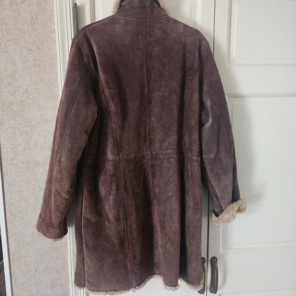 Wilsons Leather Tan Shearling Jacket.pit To Pit 21"lenght 36"never worn. - Picture 4 of 11